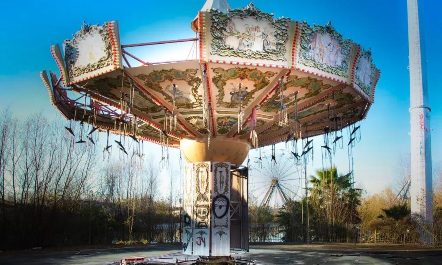 Abandoned New York Theme Park